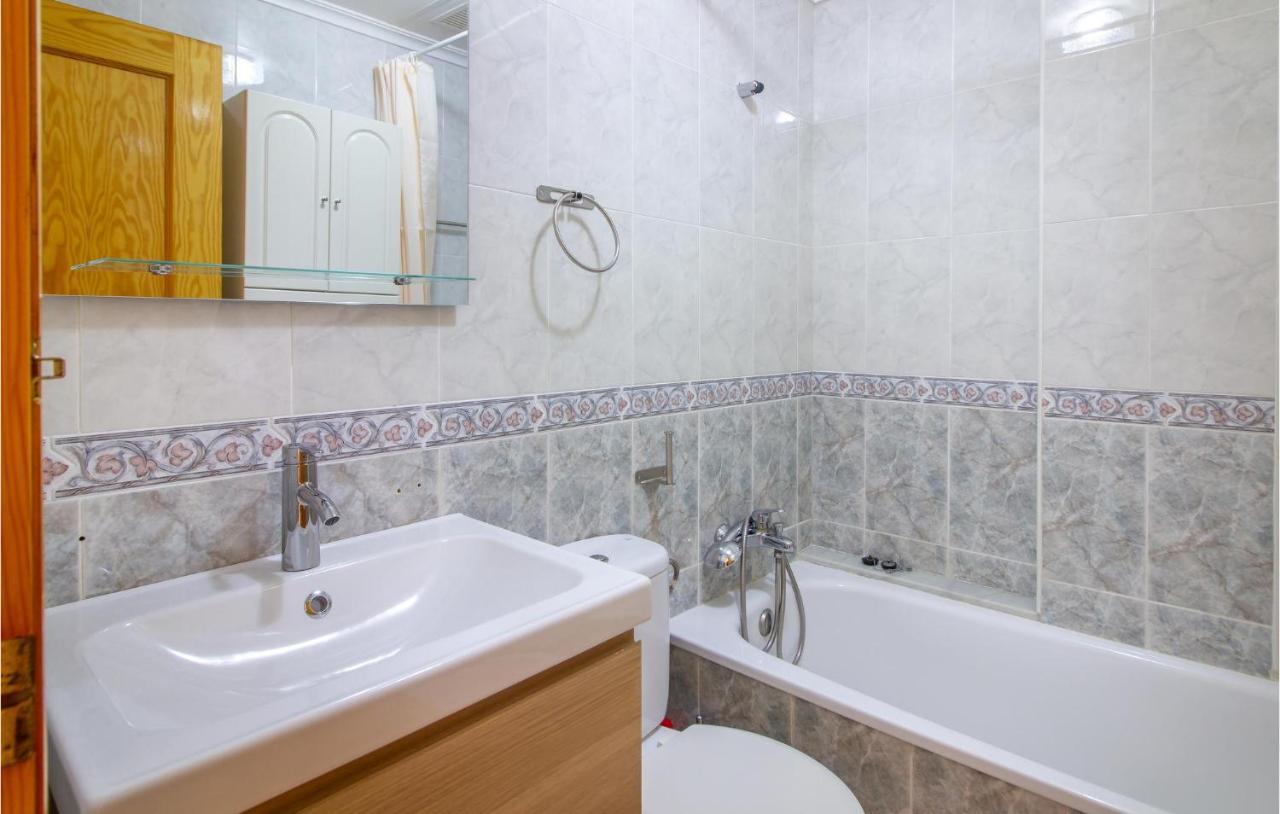 Beautiful Home In Santa Pola With Kitchen Exterior foto